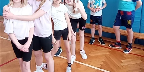 Powiększ grafikę: wiosenny-turniej-sportowy-klas-0-3-690381.jpg