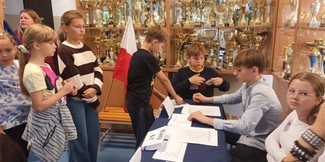 Powiększ grafikę: wybory-do-samorzadu-uczniowskiego-640548.jpg