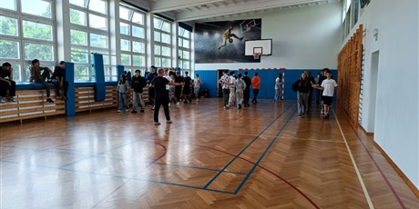 Powiększ grafikę: zbliza-sie-koniec-roku-szkolnego-624382.jpg