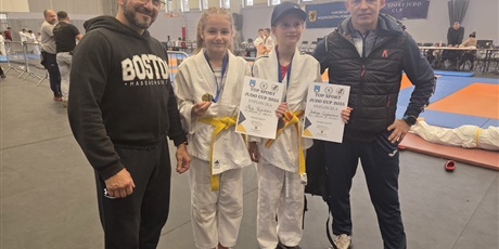 Powiększ grafikę: znakomity-wystep-judokow-sp79-650613.jpg